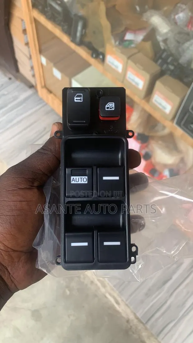 Honda Accord 2005 Power Window Switch · Photo 1