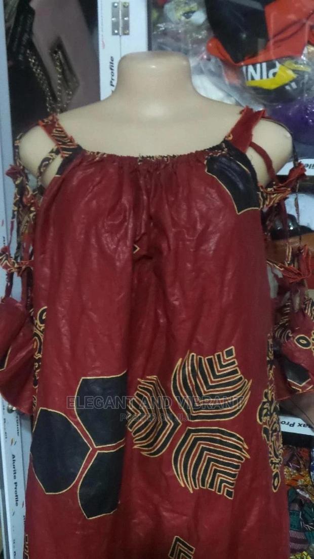 Ladies Funeral Cloth · Photo 3