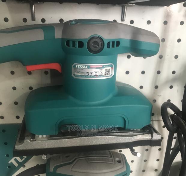 TOTAL Finishing Sander (320W) · Photo 1