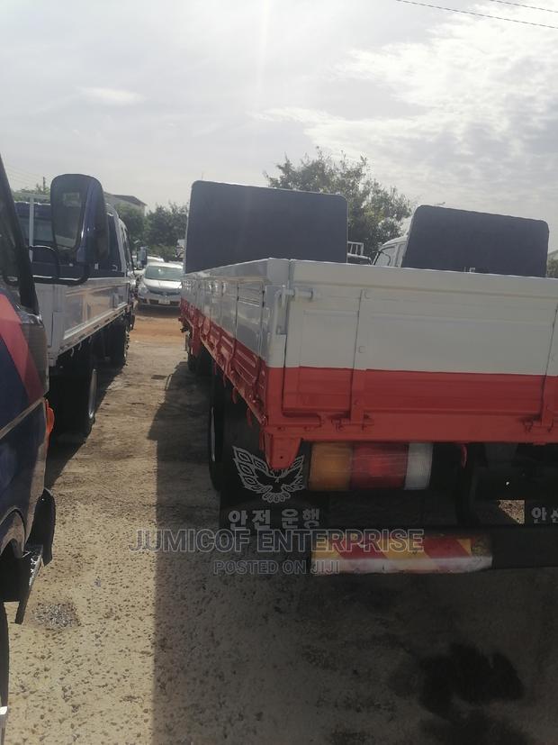 Hyundai 5 Ton Truck (Old Type) · Photo 5