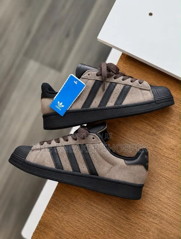 Adidas Superstar Suede - Ash / Brown Strata / Core Black · Photo 1