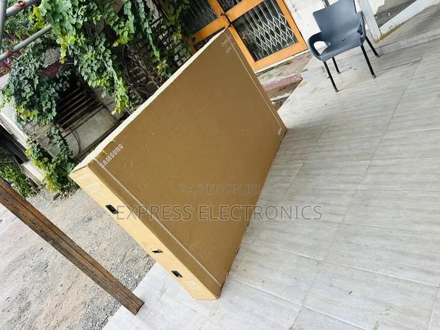 Limited Stock Crystal Uhd, Smart 85u8072f, Hdr, 214 Cm (2025) · Photo 1