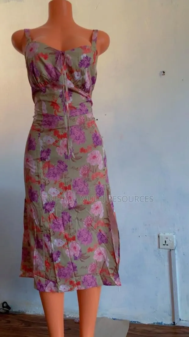 Ladies Dress Party Wears · Photo 1