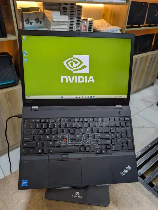 Laptop Lenovo ThinkPad P52s 16GB Intel Core i5 SSD 512GB · Photo 1