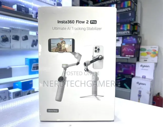Insta360 Flow 2 Pro Tracking Stabilizer · Photo 1