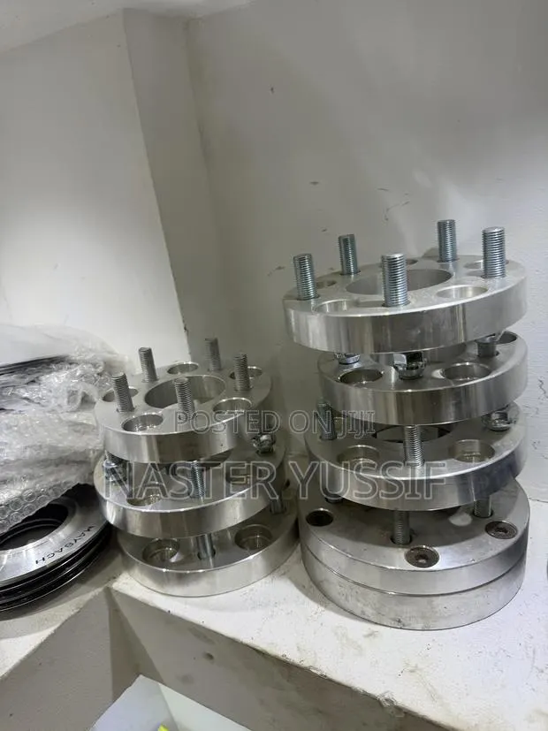 New Car Wheel Spacers · Photo 1