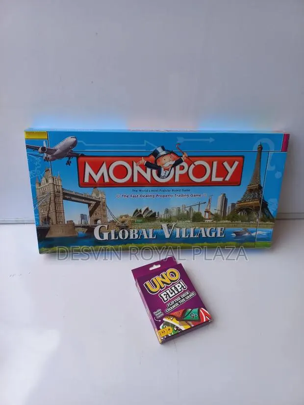 Monopoly + Uno Flip · Photo 1