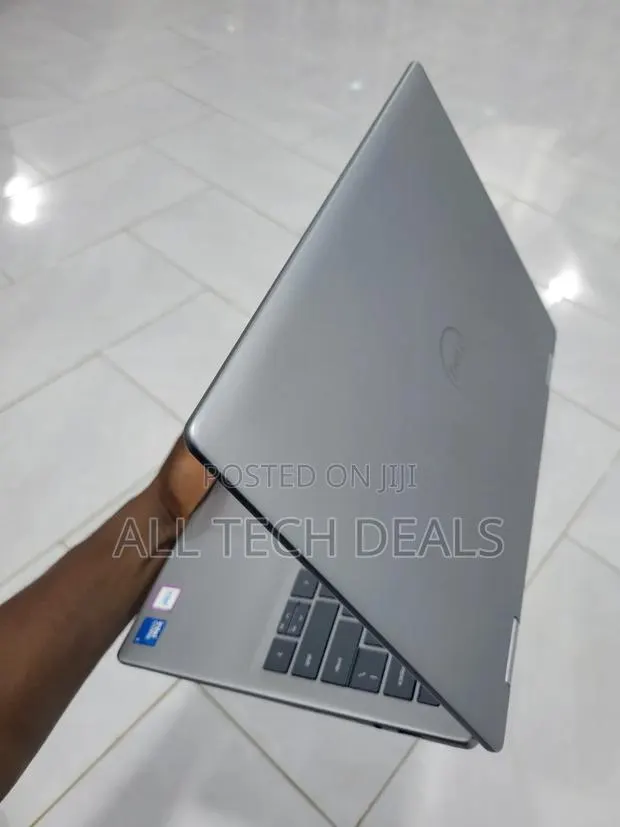 Laptop Dell Inspiron 14 16GB Intel Core 7 SSD 512GB · Photo 2