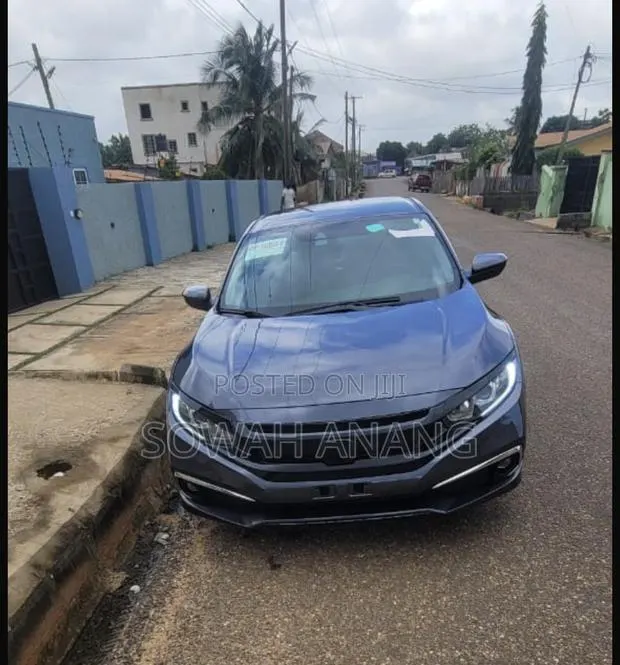 Honda Civic 2020 Gray · Photo 1