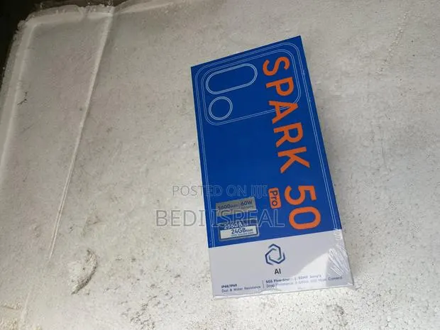 New Tecno Spark 50 Pro 256 GB Orange · Photo 1