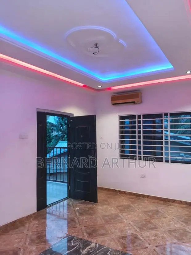 1bdrm Room & Parlour in Bernard Agency, CP for rent · Photo 1