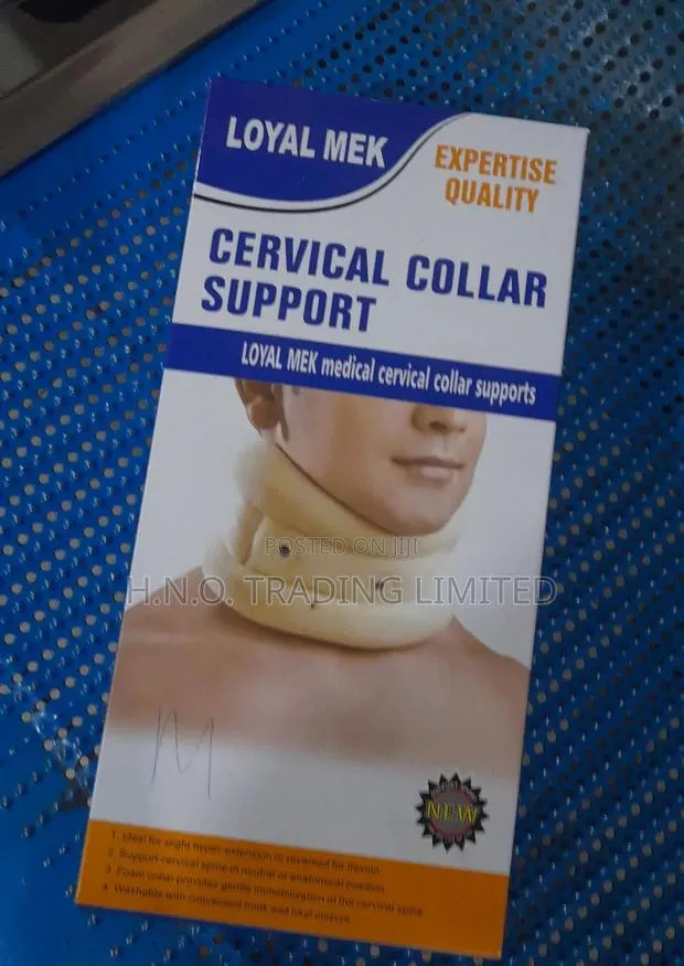Neck Collar · Photo 1