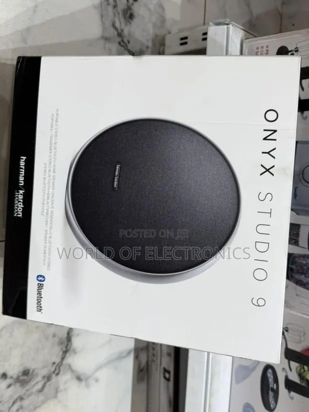 Harman Kardon Onyx Studio 9 Speaker · Photo 1