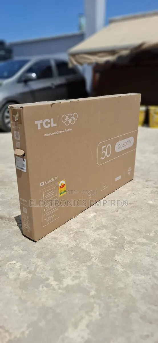 TCL 50" Qled Uhd Digital Satellite · Photo 1