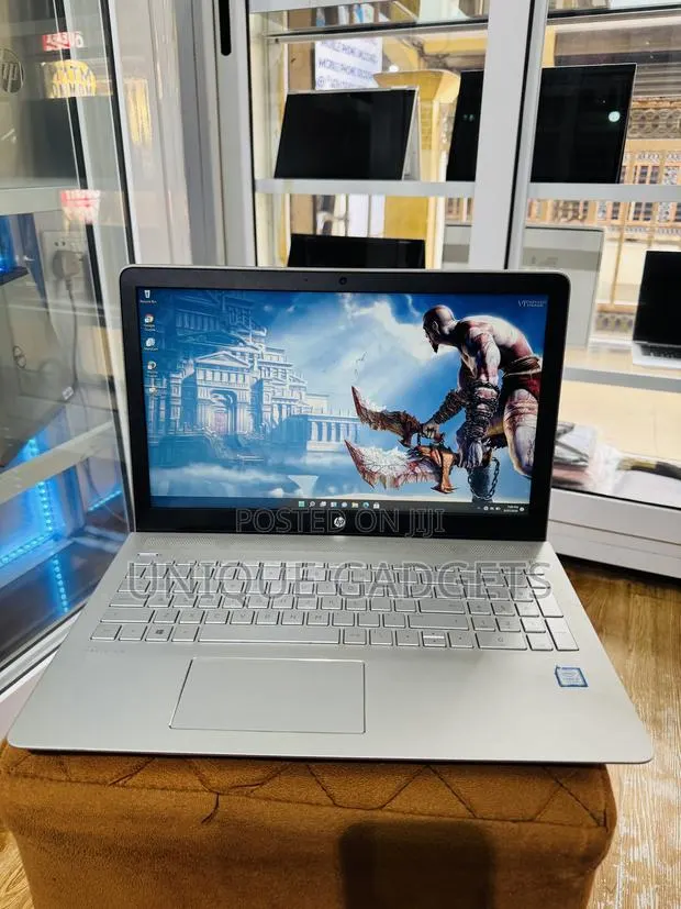 Laptop HP Pavilion 15 8GB Intel Core i5 HDD 1T · Photo 1