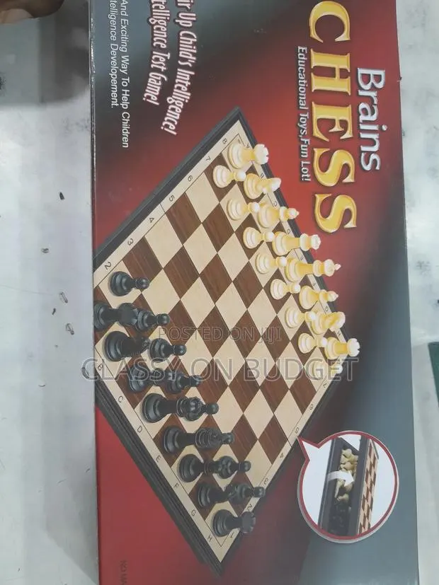 Foldable Chess Board Game · Photo 1