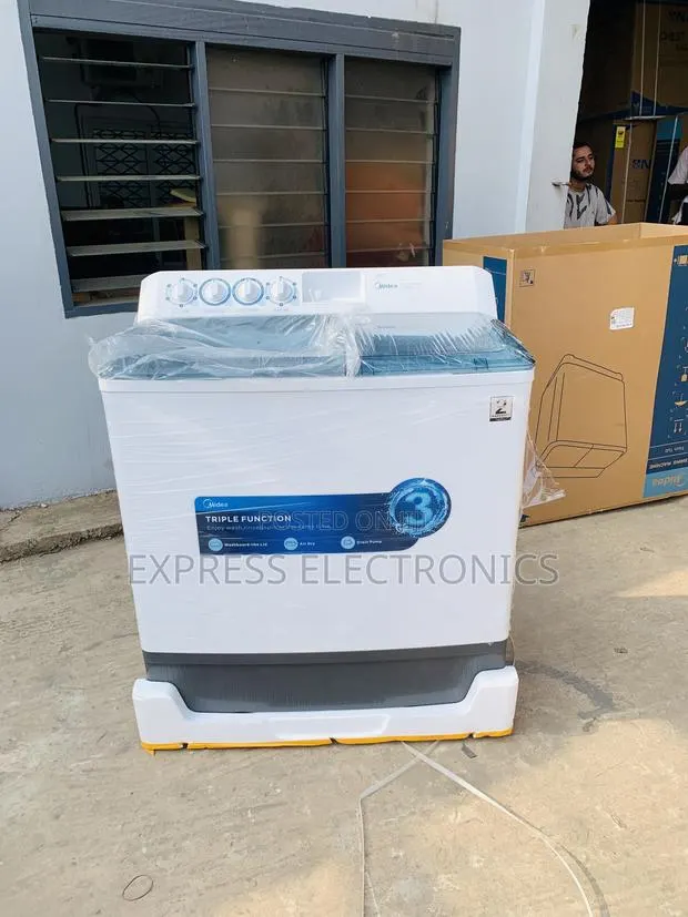 Best Buy Midea 18 KG Twin Tub Semi Automatic Washing Machine MT100W180 · Photo 1
