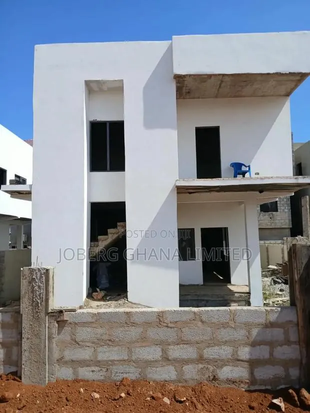 3bdrm Townhouse/Terrace in Tema Metropolitan for sale · Photo 6