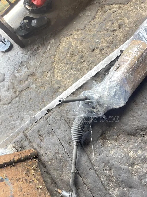 Range Rover Evoque Steering Rack · Photo 1