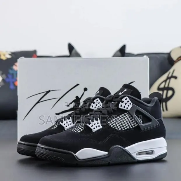 Jordan Sneakers · Photo 1