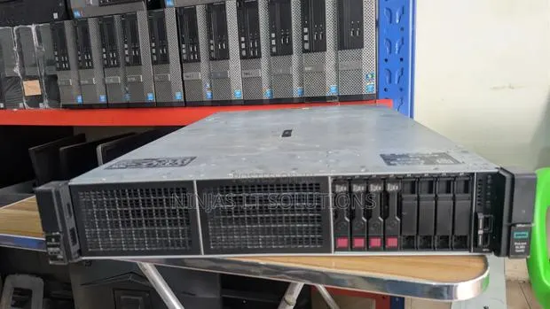 Server HP ProLiant DL380 Gen10 128GB Intel Xeon HDD 4T · Photo 1