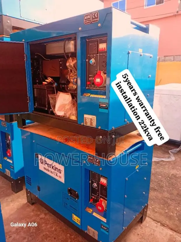Executive Crown Engine 2200r Perkins Diesel Generator 22kva · Photo 1