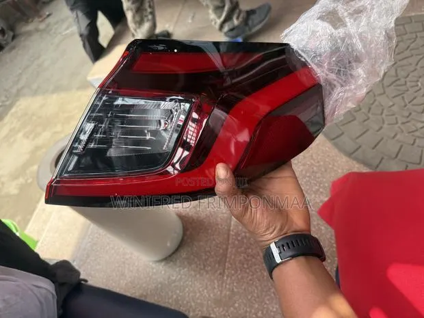 Honda Civic 2022,2023,2024 Hashback Tail Light · Photo 1