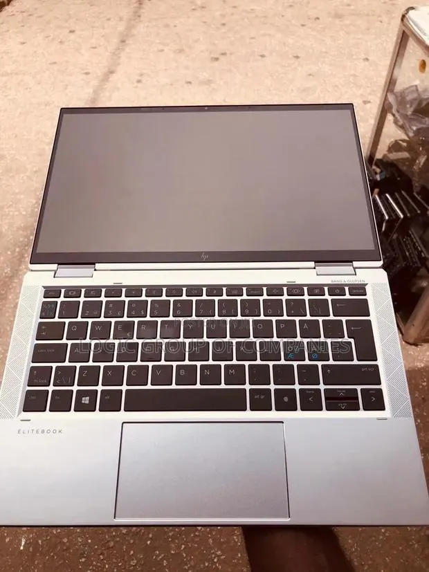 Laptop HP EliteBook x360 1030 G8 16GB Intel Core i7 SSD 512GB · Photo 1