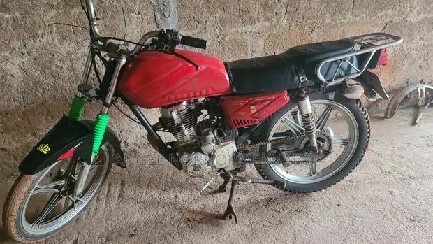 Royal Motorcycle 2009 Black · Photo 1