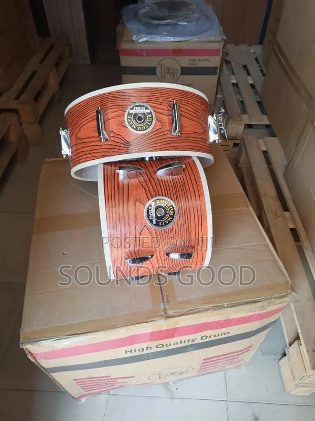 Tama Drum Set · Photo 1