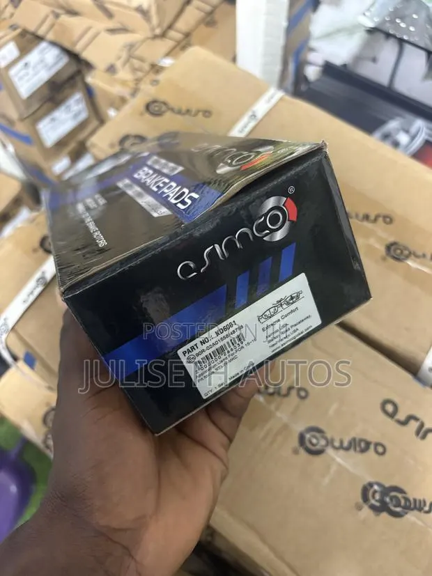 Ford Escape, Focus,Kuga, Transit, Lincoln MKC Front Brake Pads · Photo 1