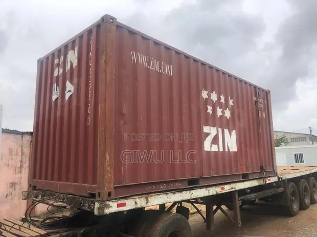 40ft Shipping Container · Photo 1