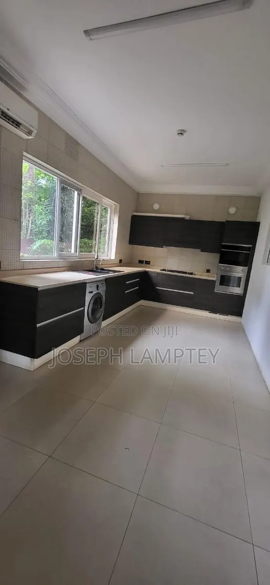 3bdrm House in Joseph Lamptey, Airport Residential Area for rent · Photo 1