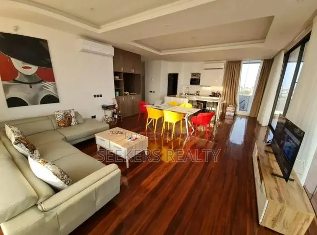 Furnished 2bdrm Penthouse in Seekers Realty, Osu Ako-Adjei for rent · Photo 1