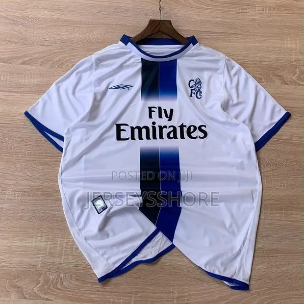 Vintage Chelsea Away 2003–2005 Seasons. · Photo 1