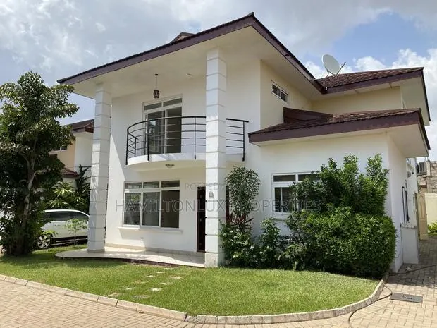 4bdrm Townhouse / Terrace in East Legon, American House for rent · Photo 1