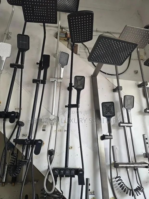 Matte Black Piano Style Combined Telephone With Shattaf · Photo 1