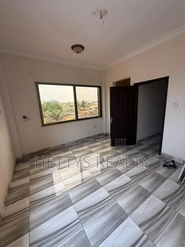 3bdrm Apartment in Awoshie for rent · Photo 1