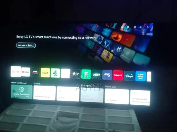 LG OLED 55 Inches Smart 4k · Photo 1