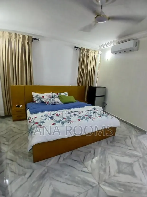 3 Bedroom Shortlet in Community 22 Estate Tema · Photo 1