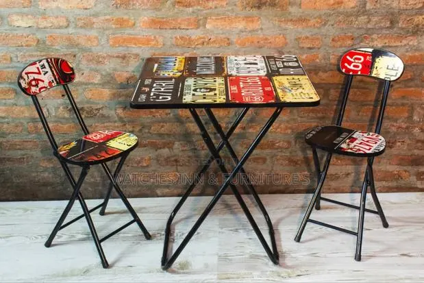 Design Folding Table With 2 Chairs · Photo 1