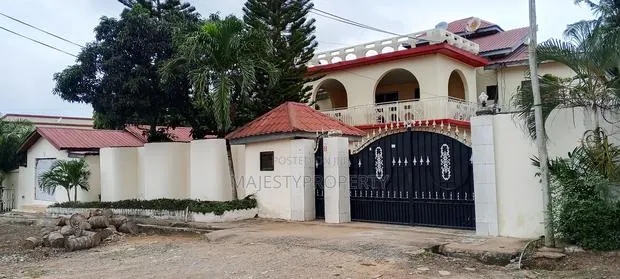7bdrm Bungalow in East Airport for sale · Photo 1