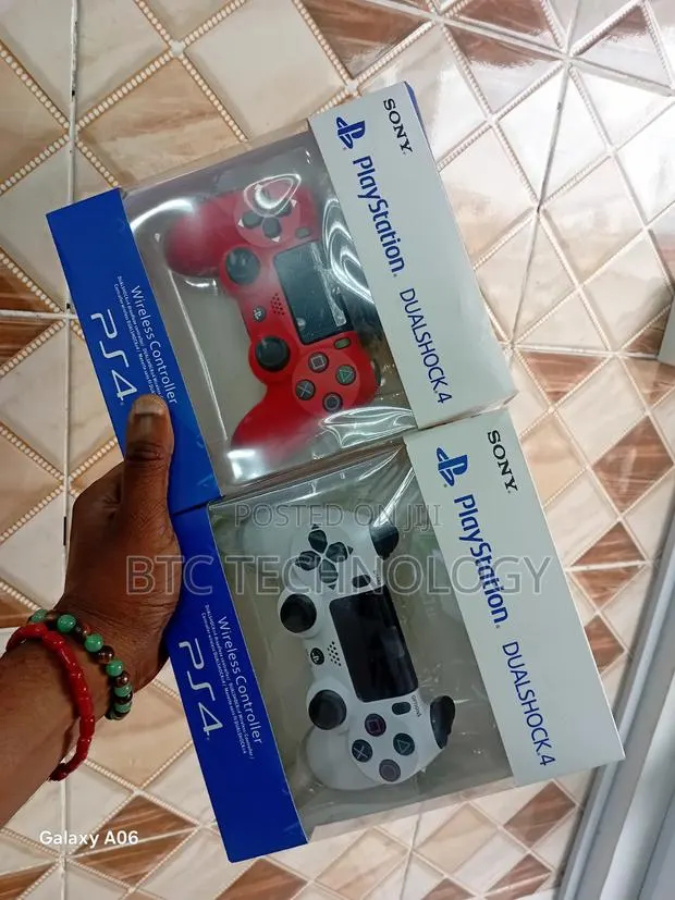 Original Ps4 Pad 330ghc · Photo 1