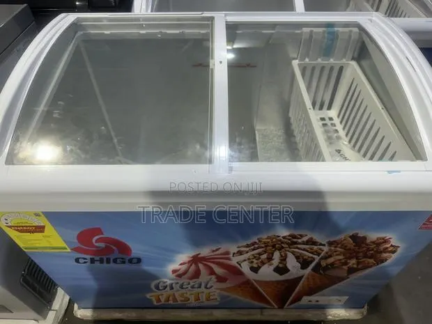 Chigo 253 Liters Display Freezer · Photo 1