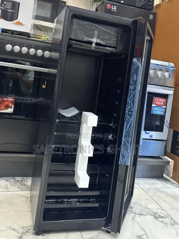 Sealed Black Electric TCL Nas-Fl150sc Singledoor Display Fridge · Photo 1