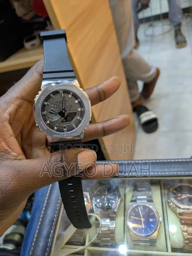 Watches · Photo 1