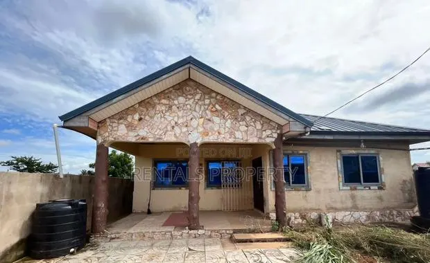 3bdrm House in Oyibi, Sasaabi for rent · Photo 1