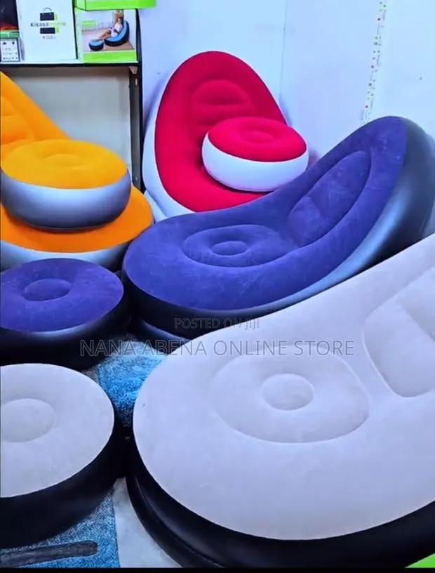 Inflatable Air Sofa Chair With Foot Rest · Photo 1