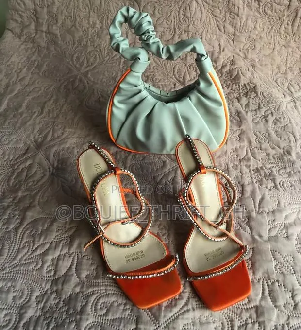 Women’s Heels · Photo 1