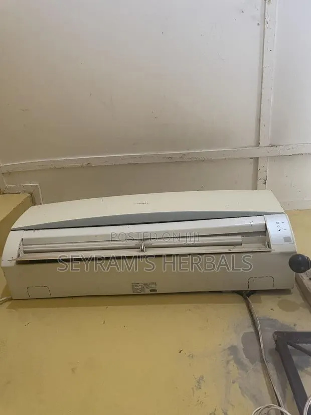 Air Conditioner · Photo 1